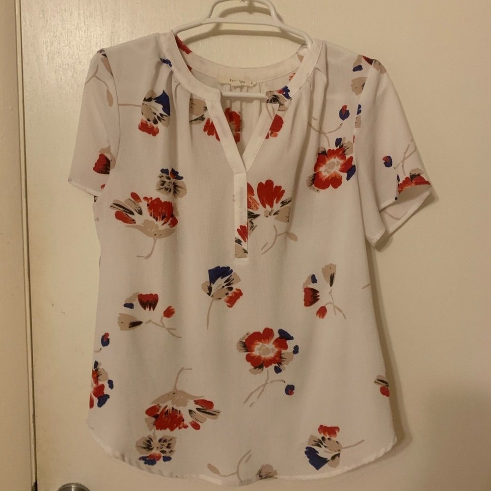 Fun2fun Gregor split neck blouse - Picture 2 of 3